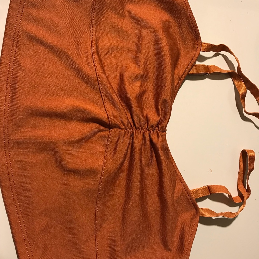 Mika yoga top